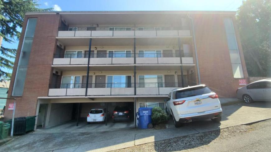 4760-22nd Ave NE – photo 3