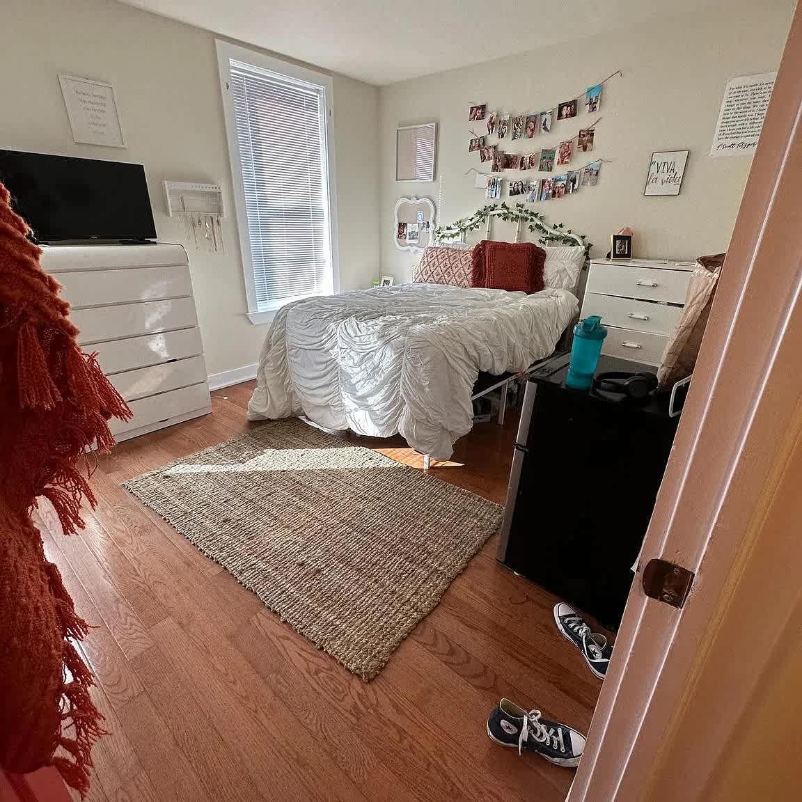 1615 N Bouvier St – photo 1