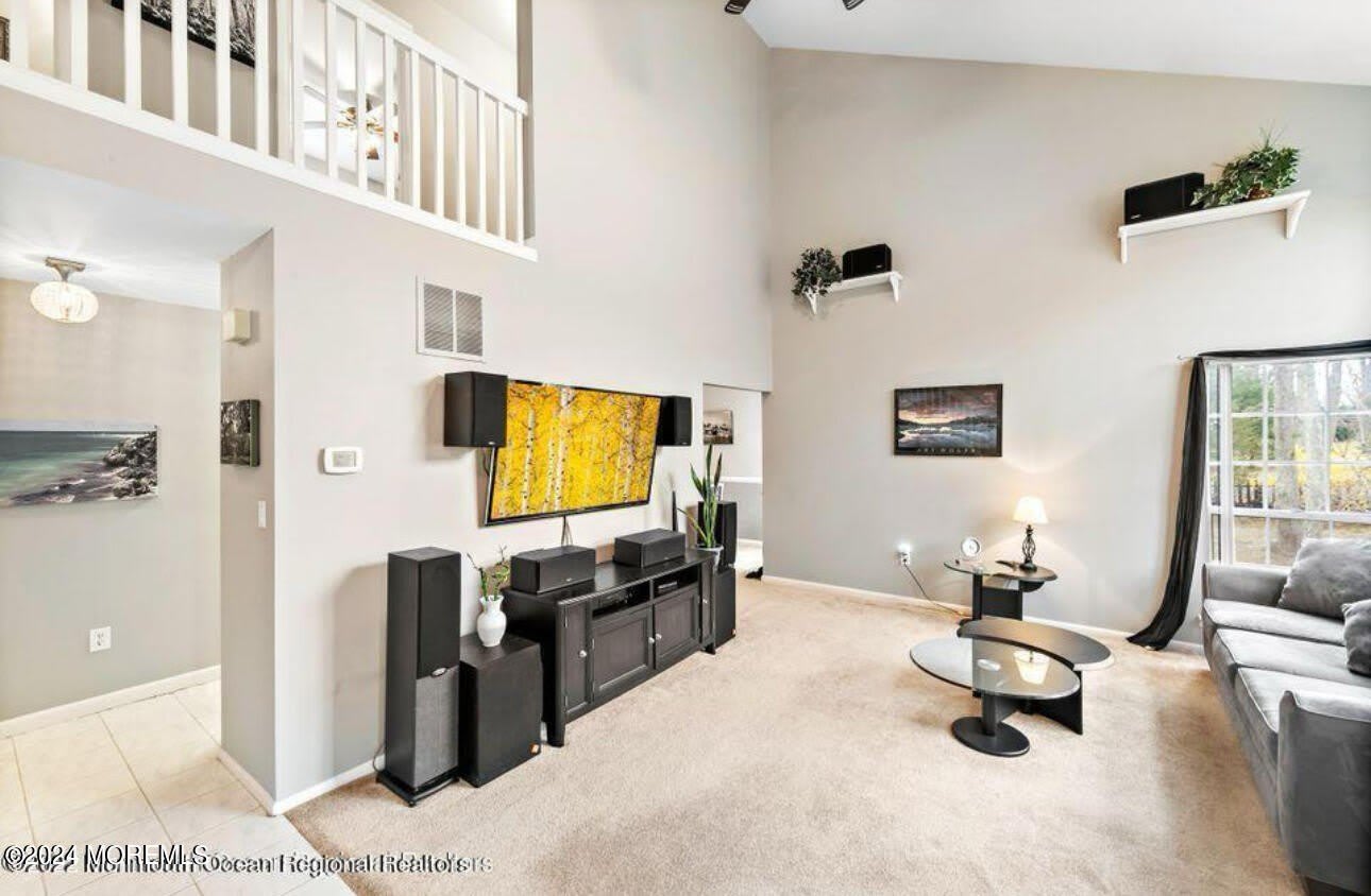 502 Cobain Road – photo 4
