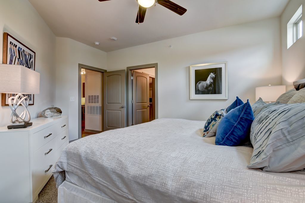 Azure City Living – photo 4