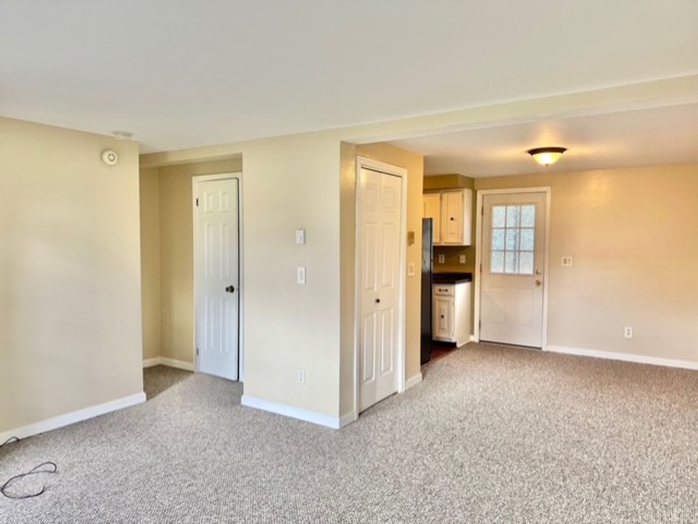 120 Hinsdale St – photo 5