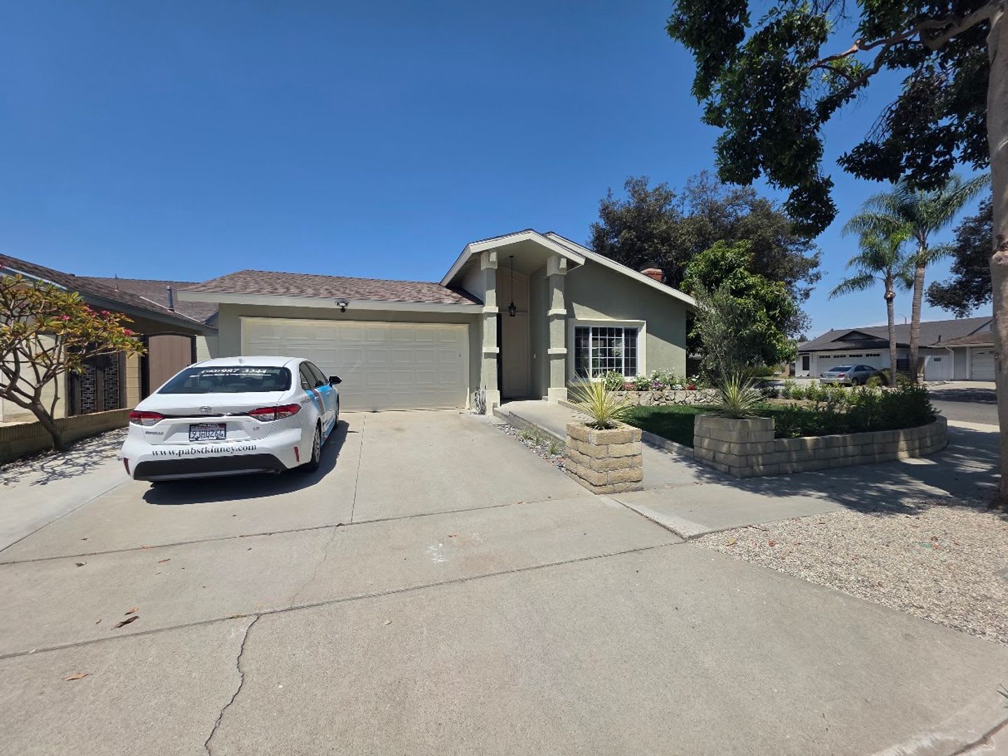RENT READY SPACIOUS AND SUPER CLEAN 3BED 2 BATH +BONUS ROOM – photo 2