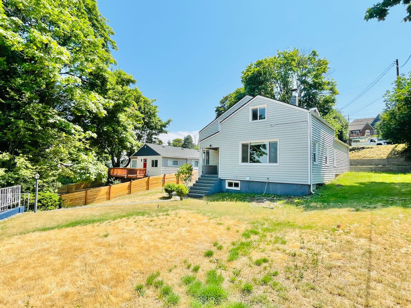 Renovated 4 bedroom 2 bath Home with Plenty of Space! – photo 2