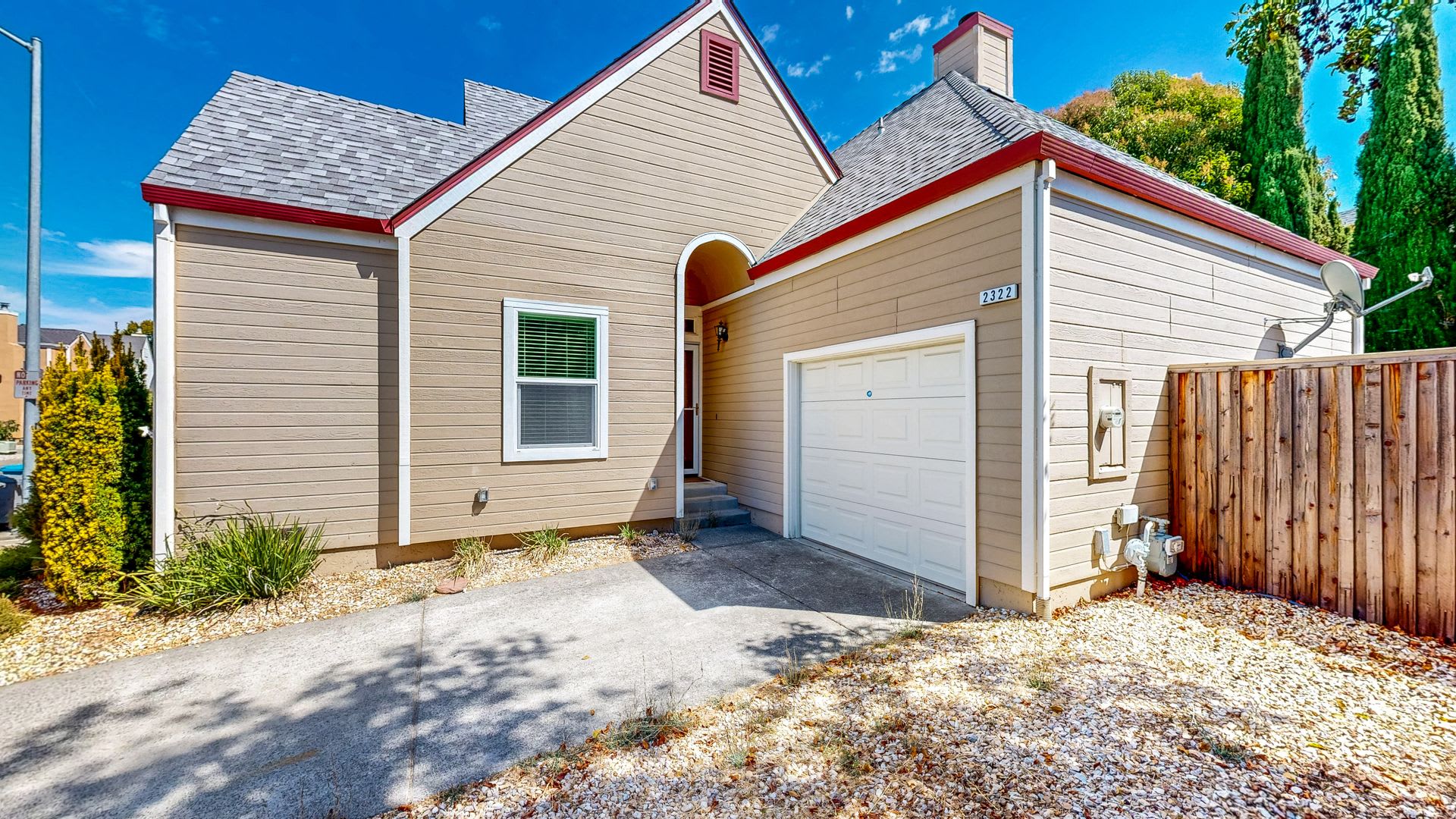 Beautiful Desirable Coffey Park Two Bedroom One Bath Single Floor Home – photo 4