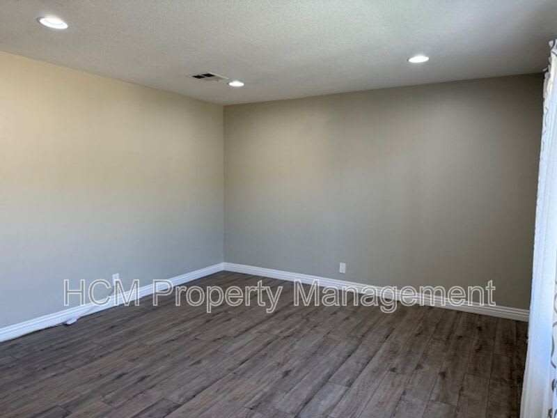1777 Mitchell Ave – photo 2