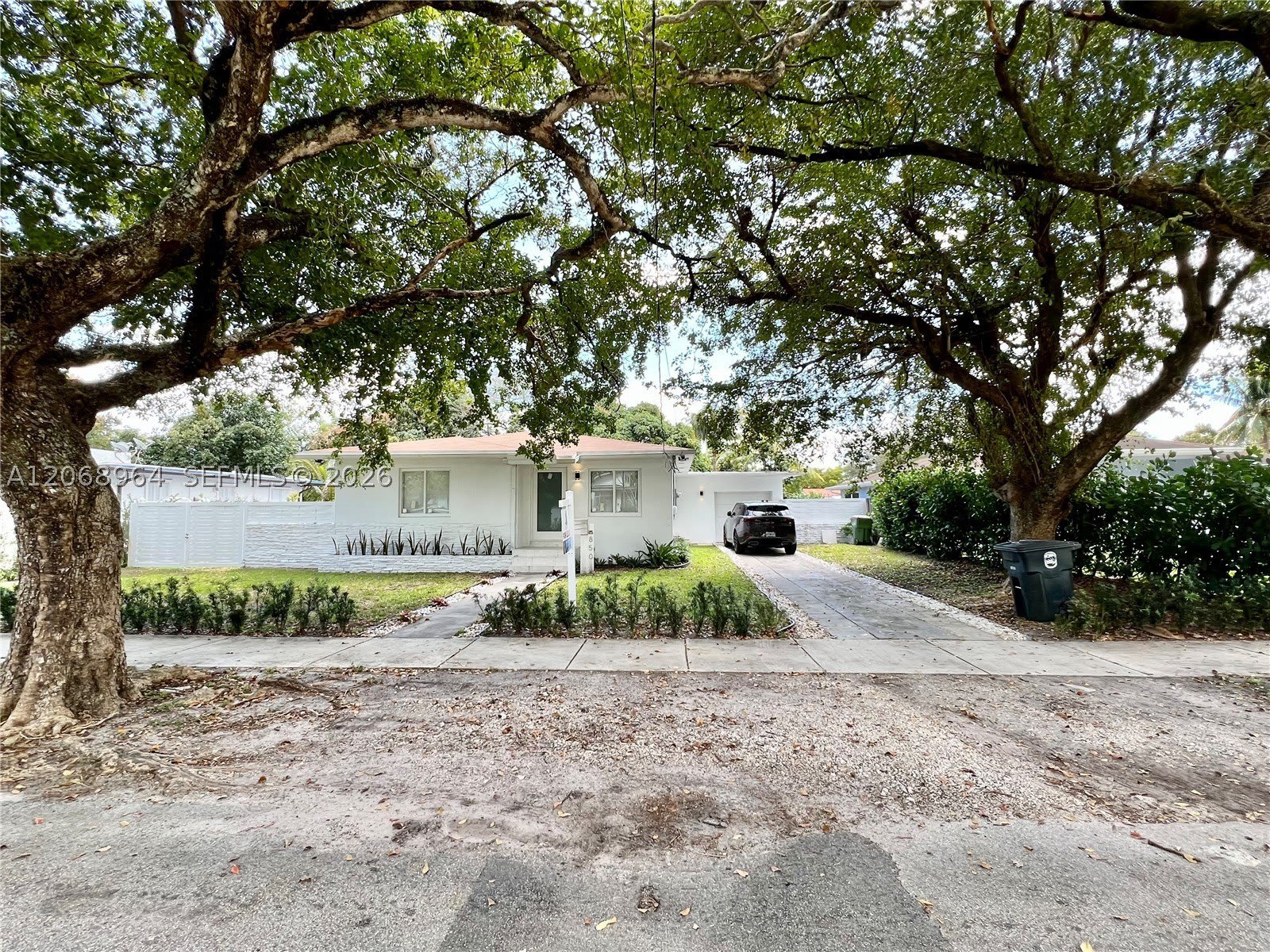 850 Ne 127Th St – photo 2