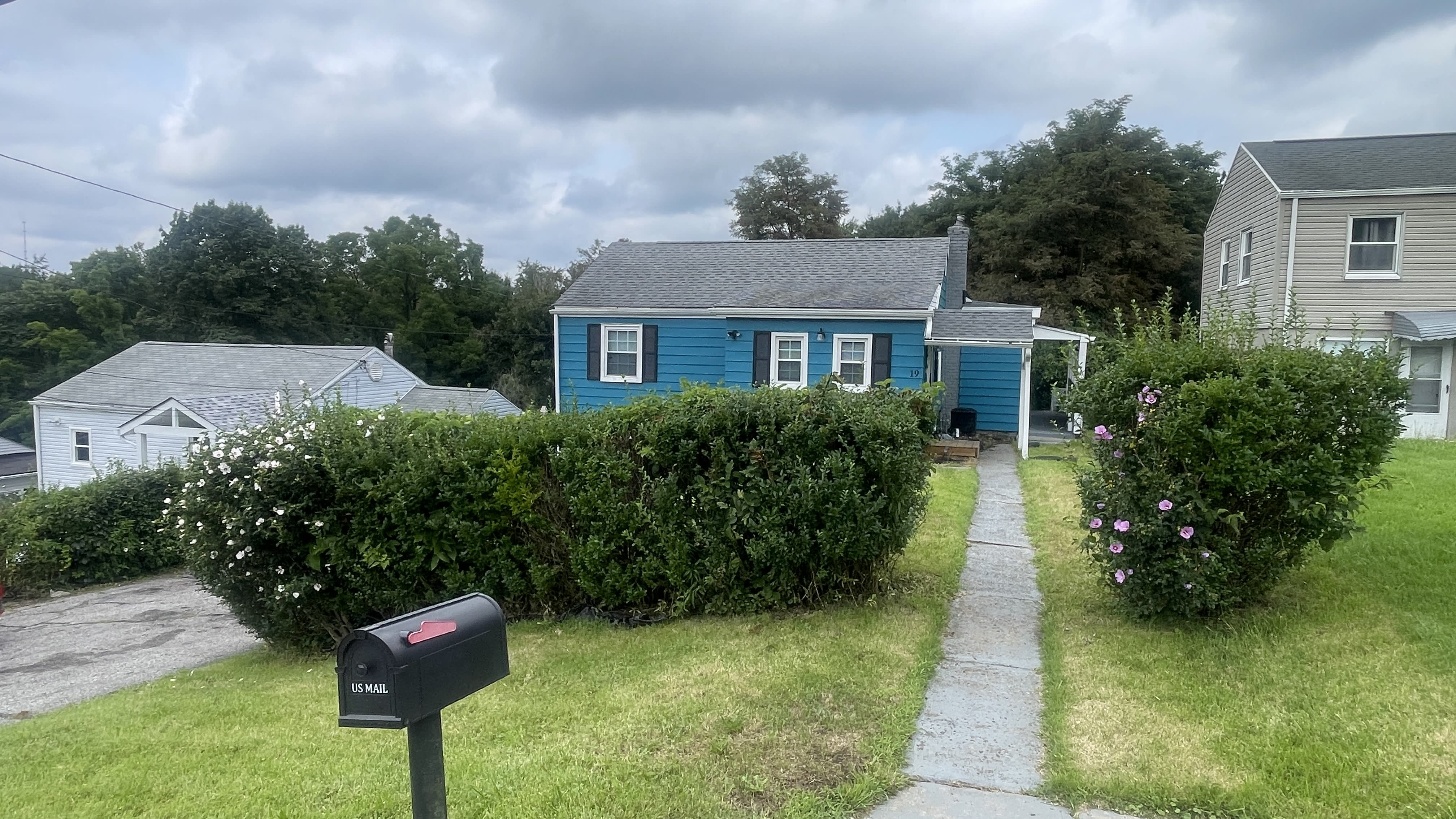19 Virginia Dr – photo 3