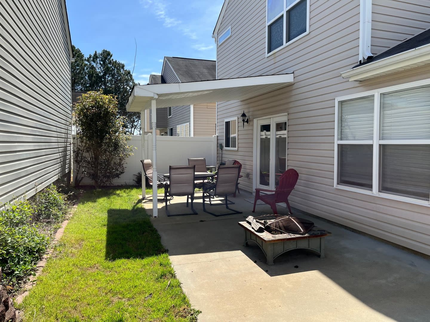 2 Bedroom Single Family Home in Woodstock – photo 4