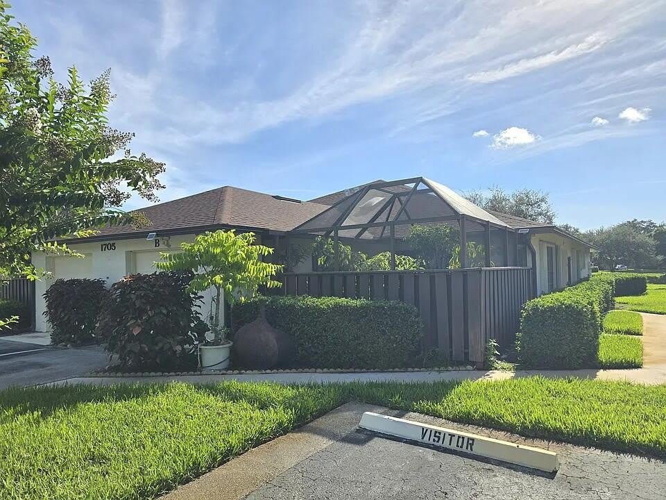 1705 Mariners Cove – photo 1