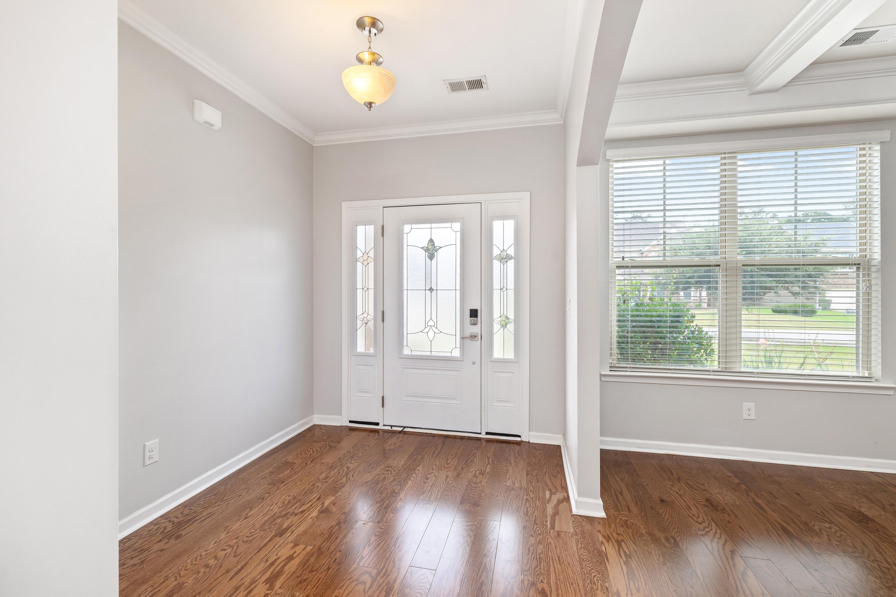 865 Cormier Drive – photo 2