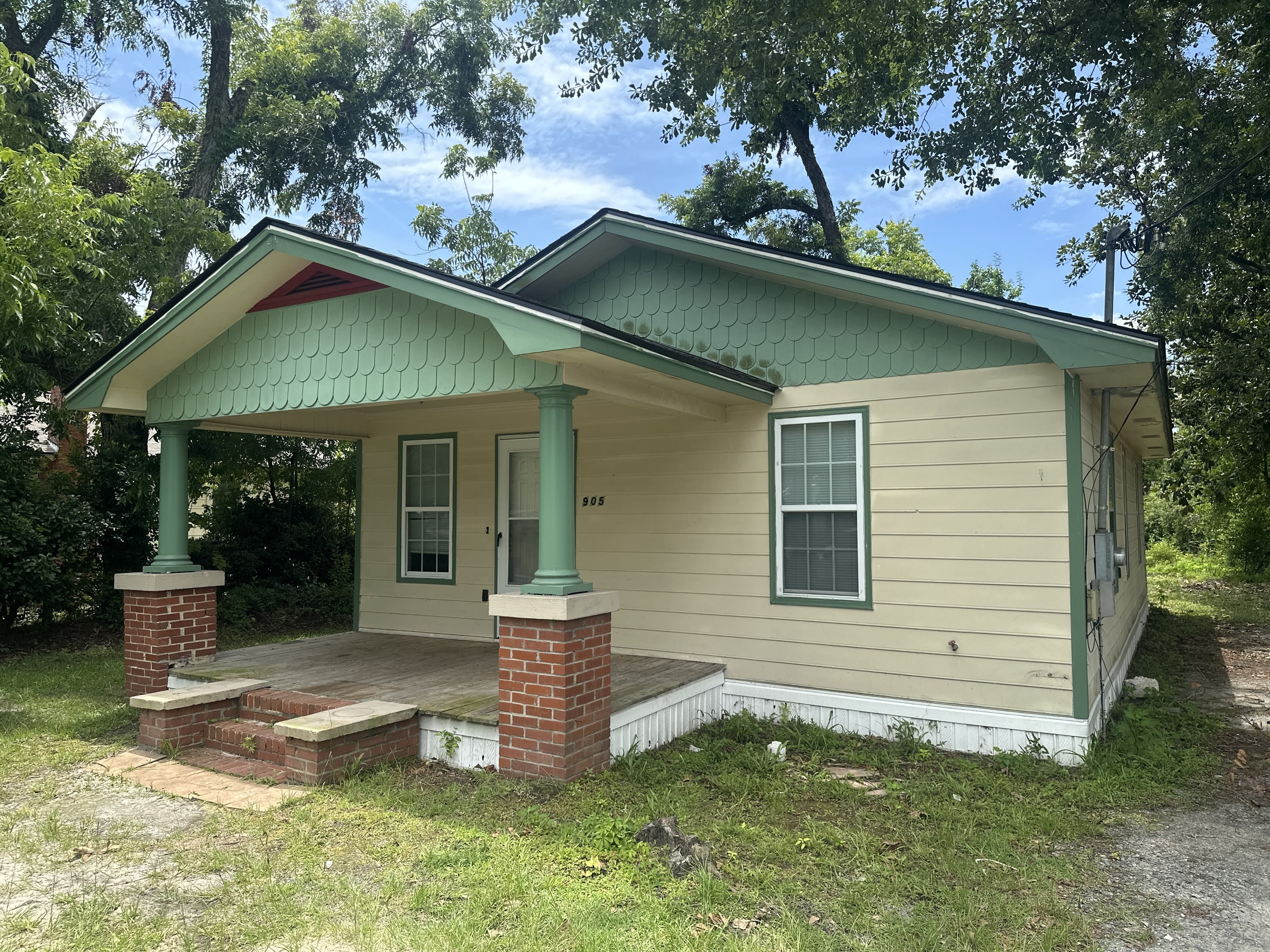 905 East Gordon Street – photo 2