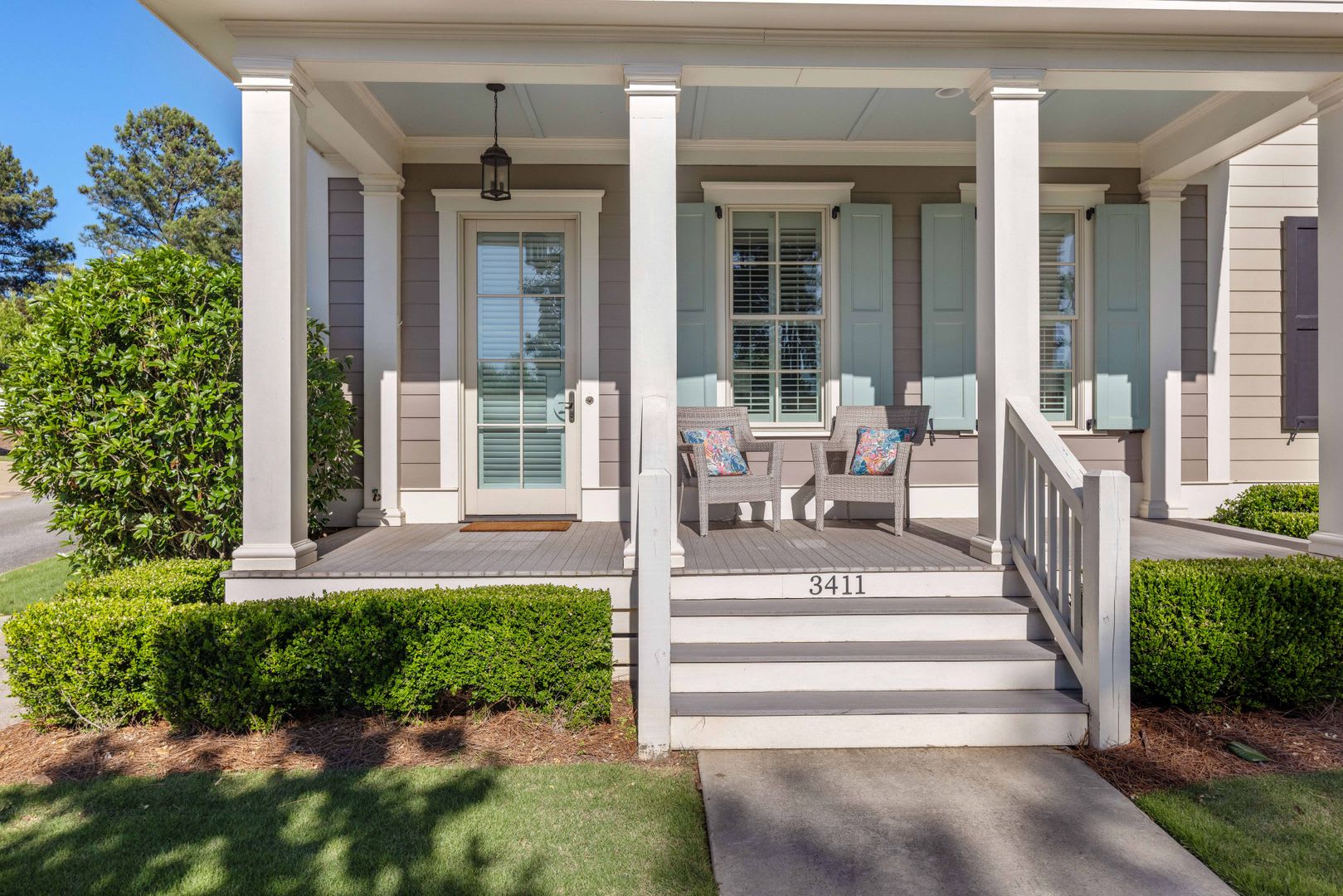 3Br/ 2.5Bath Townhome in the Heart of Old Town – photo 2