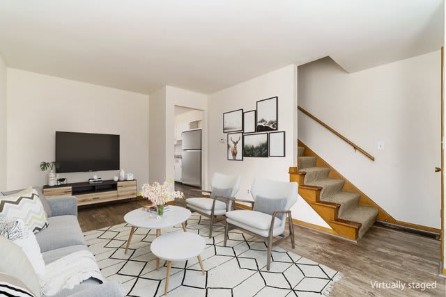889 North Meadows CourtA – photo 3