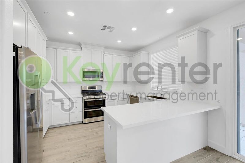 1049 Caraballo Drive – photo 2