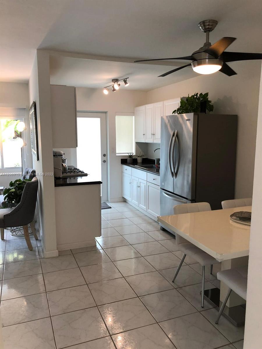 1255 Marseille Drive – photo 2