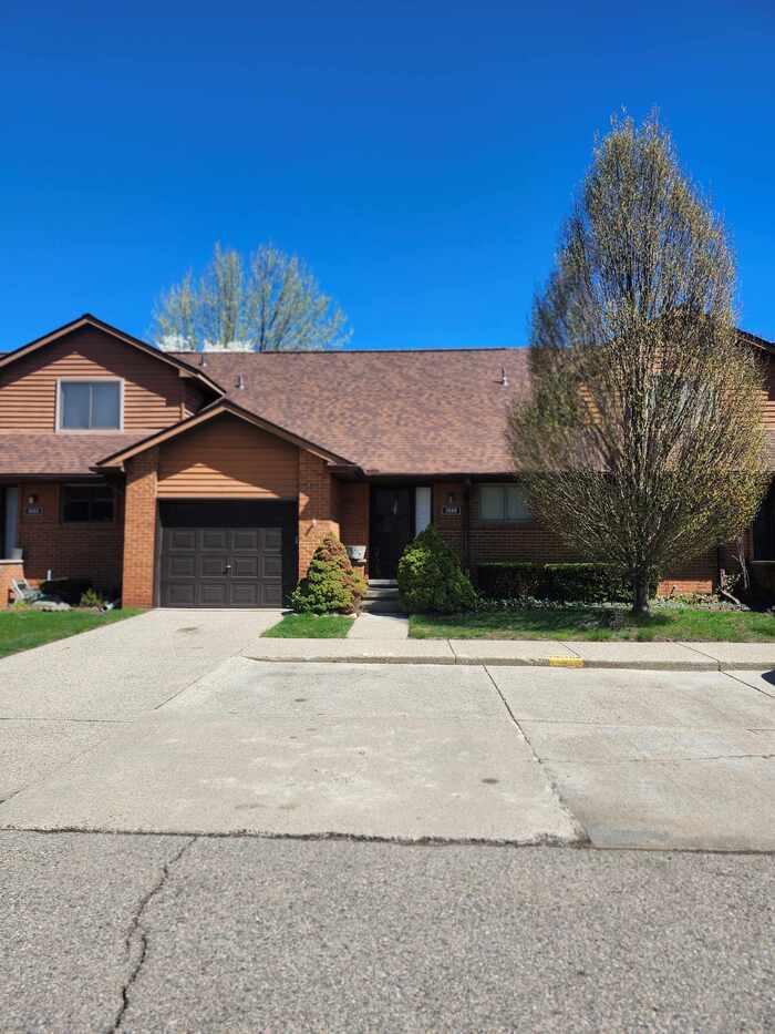 3668 Old Creek Road – photo 1