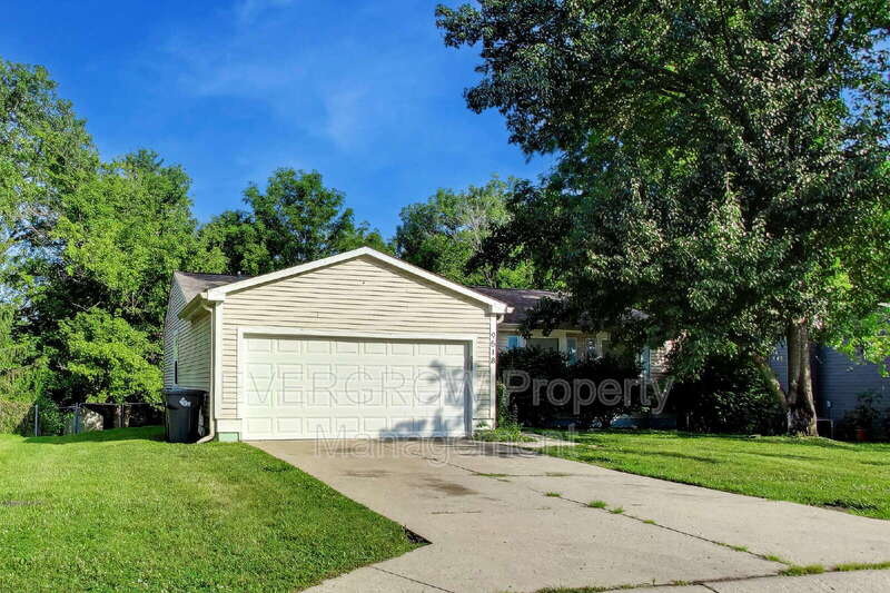 9518 Bent Brook Drive – photo 2