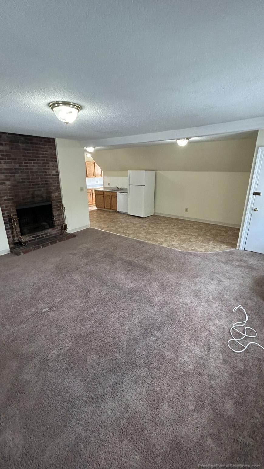 80 Robbins St. – photo 4