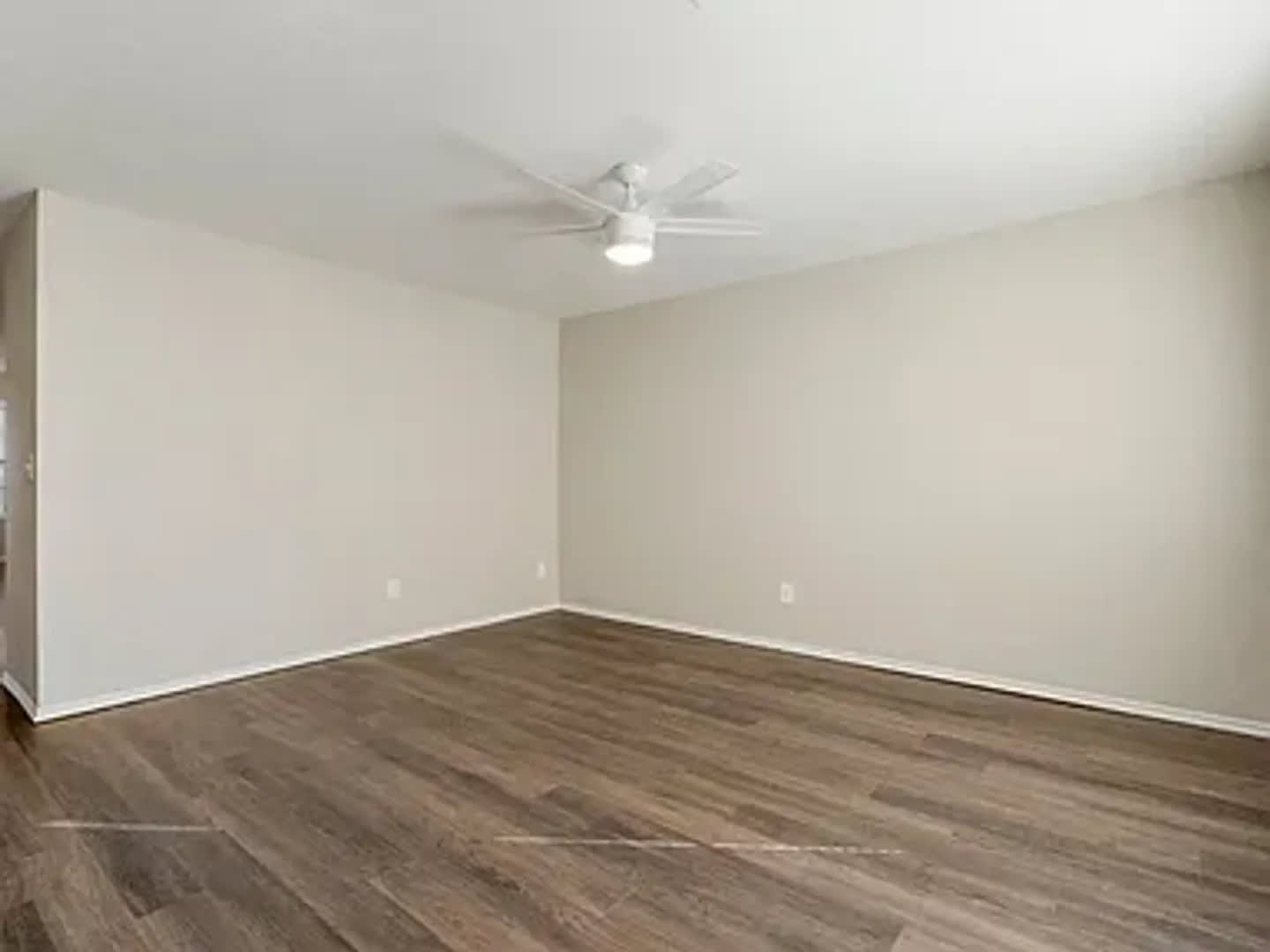 1015 E Grayson Ave – photo 4