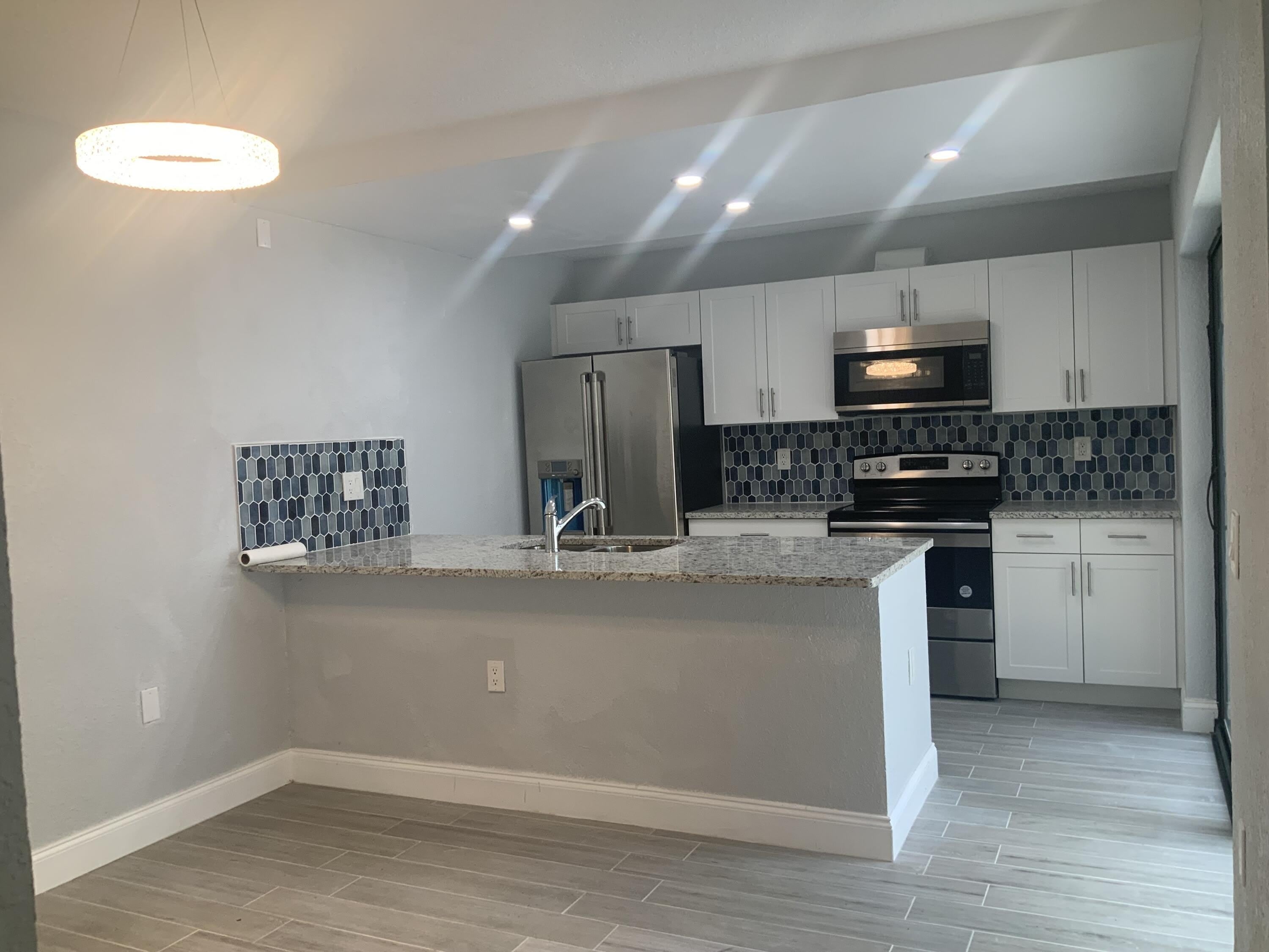 6905 SE 69TH Way – photo 5