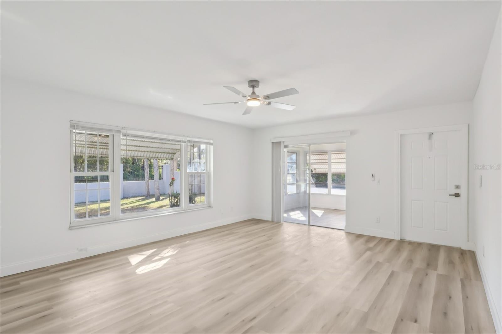 11147 Acme Drive – photo 3