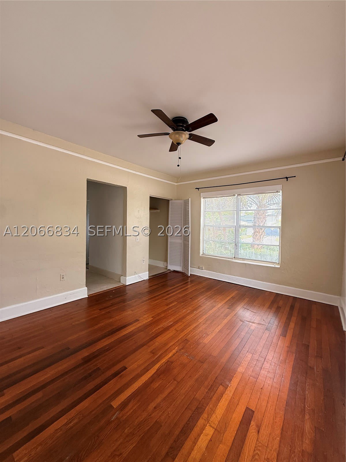 670 W 46th St – photo 5