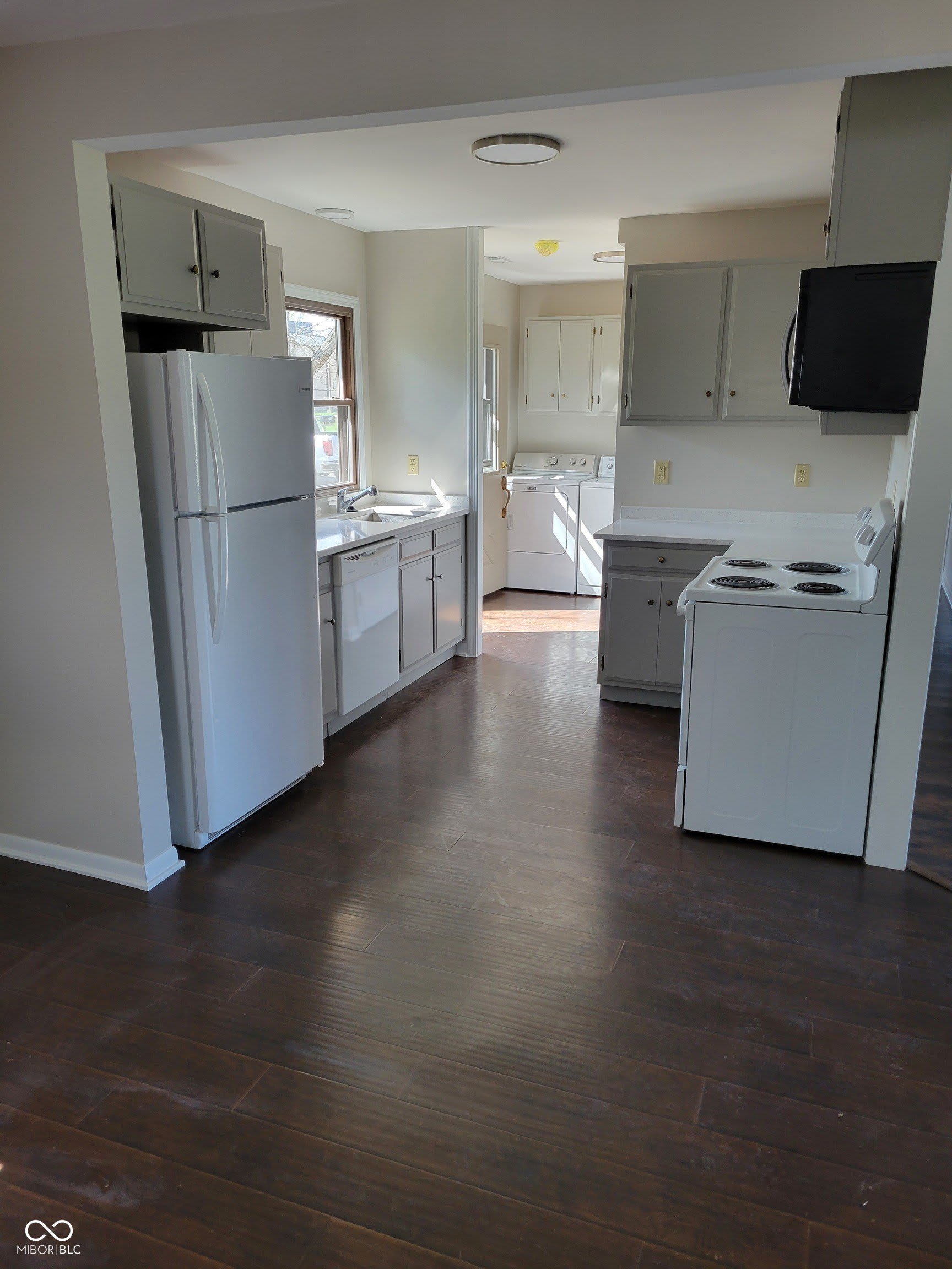 10570 Barmore Avenue – photo 3