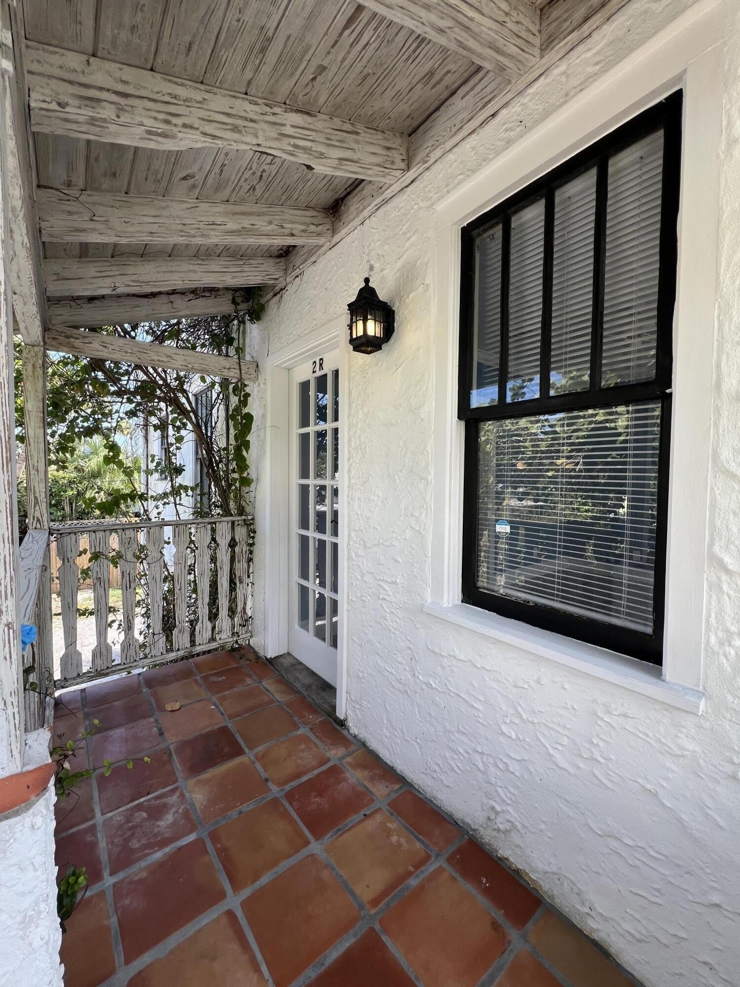 318 S J Street – photo 5