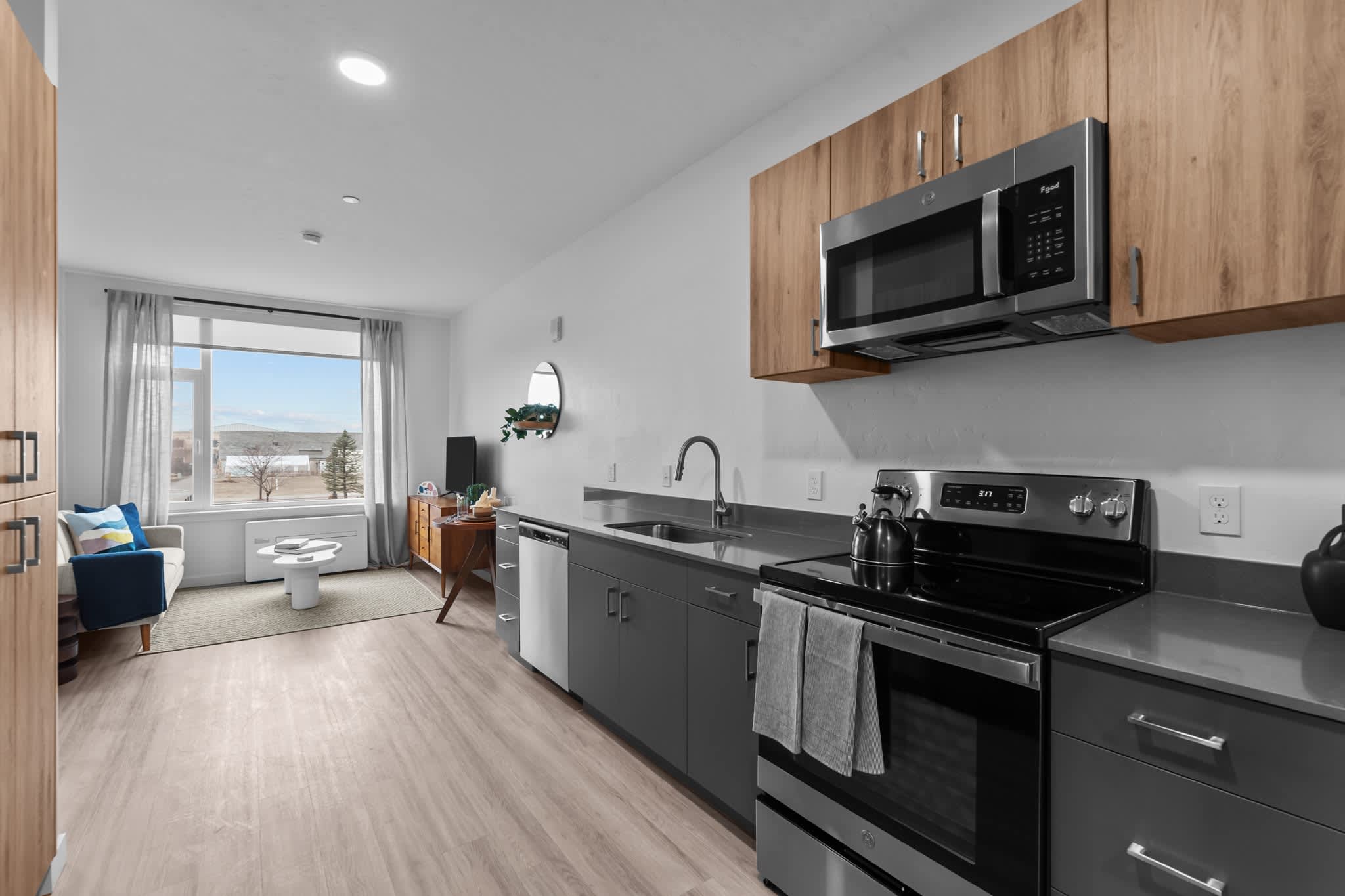 Tilian Apartments – photo 1