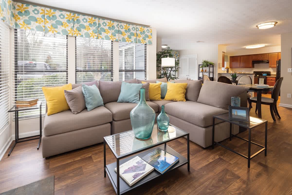 Chatsworth Apartments – photo 4