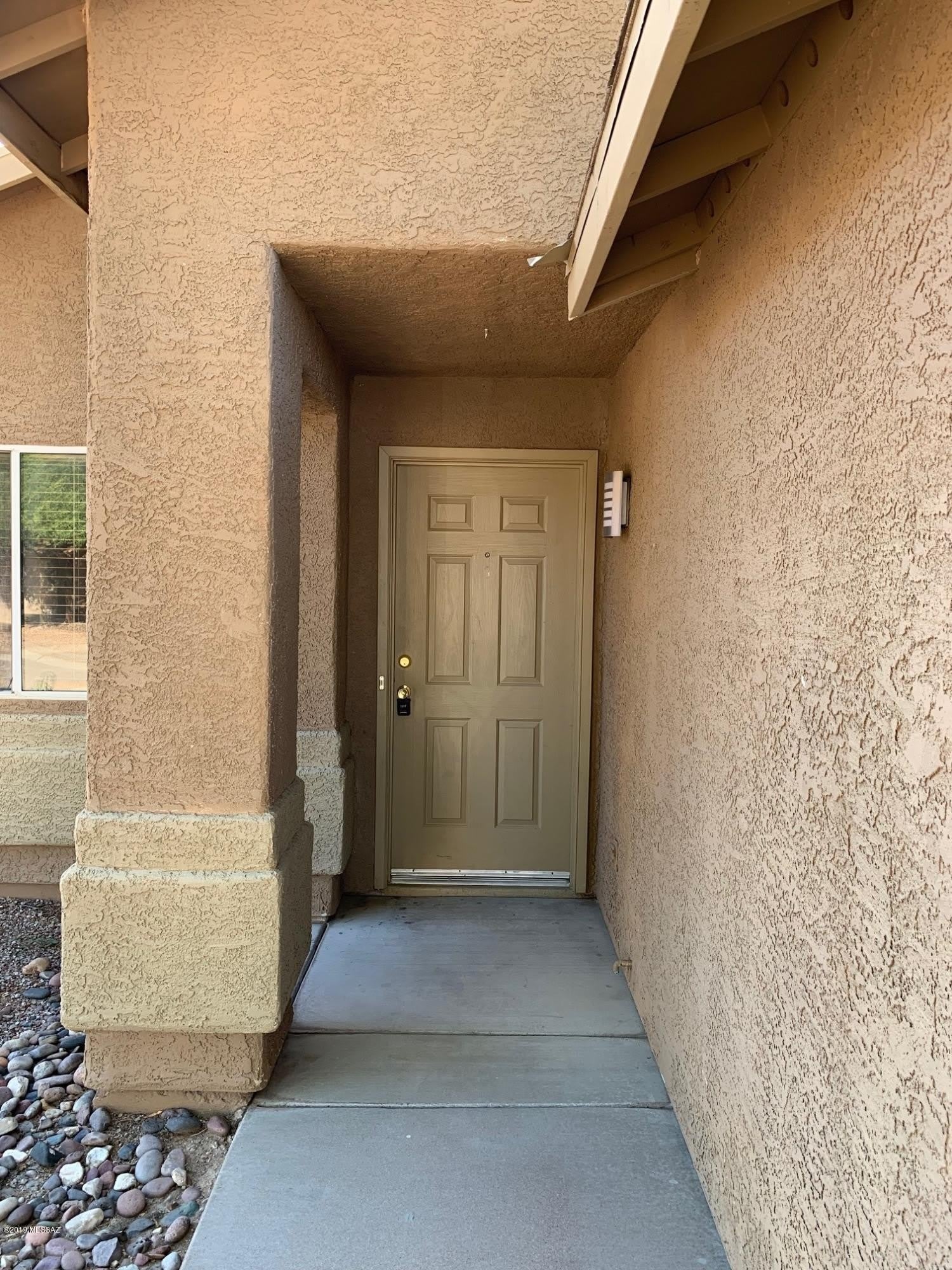 8824 S Desert Rainbow Drive – photo 4