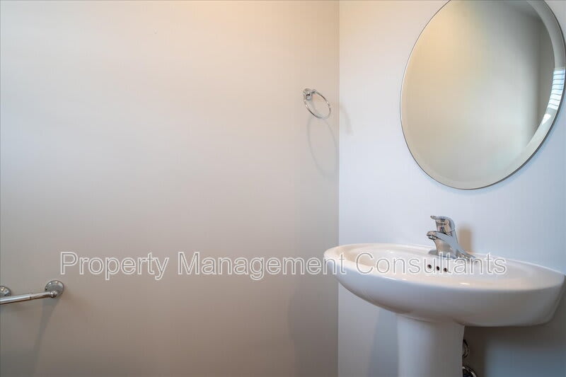 4151 Hudson Court – photo 4