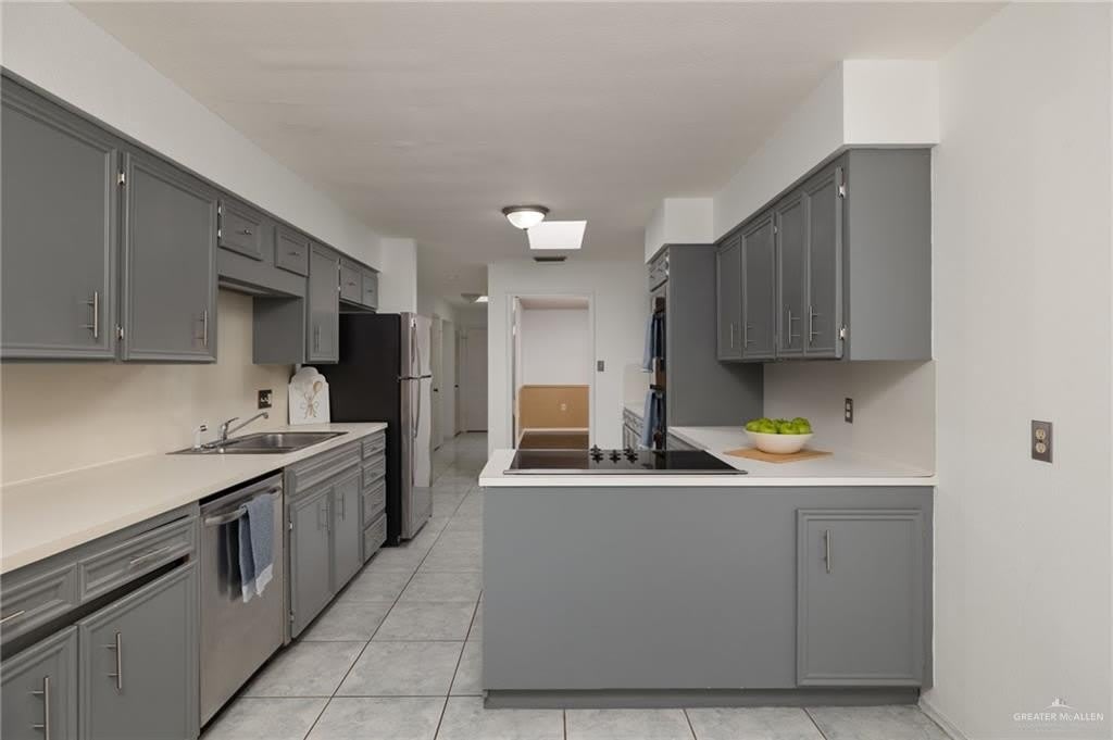 428 Vermont Avenue – photo 5