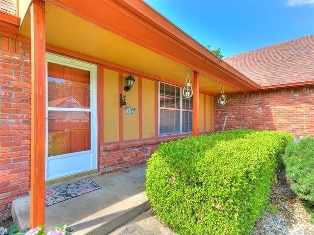 10132 E 27Th Street – photo 2