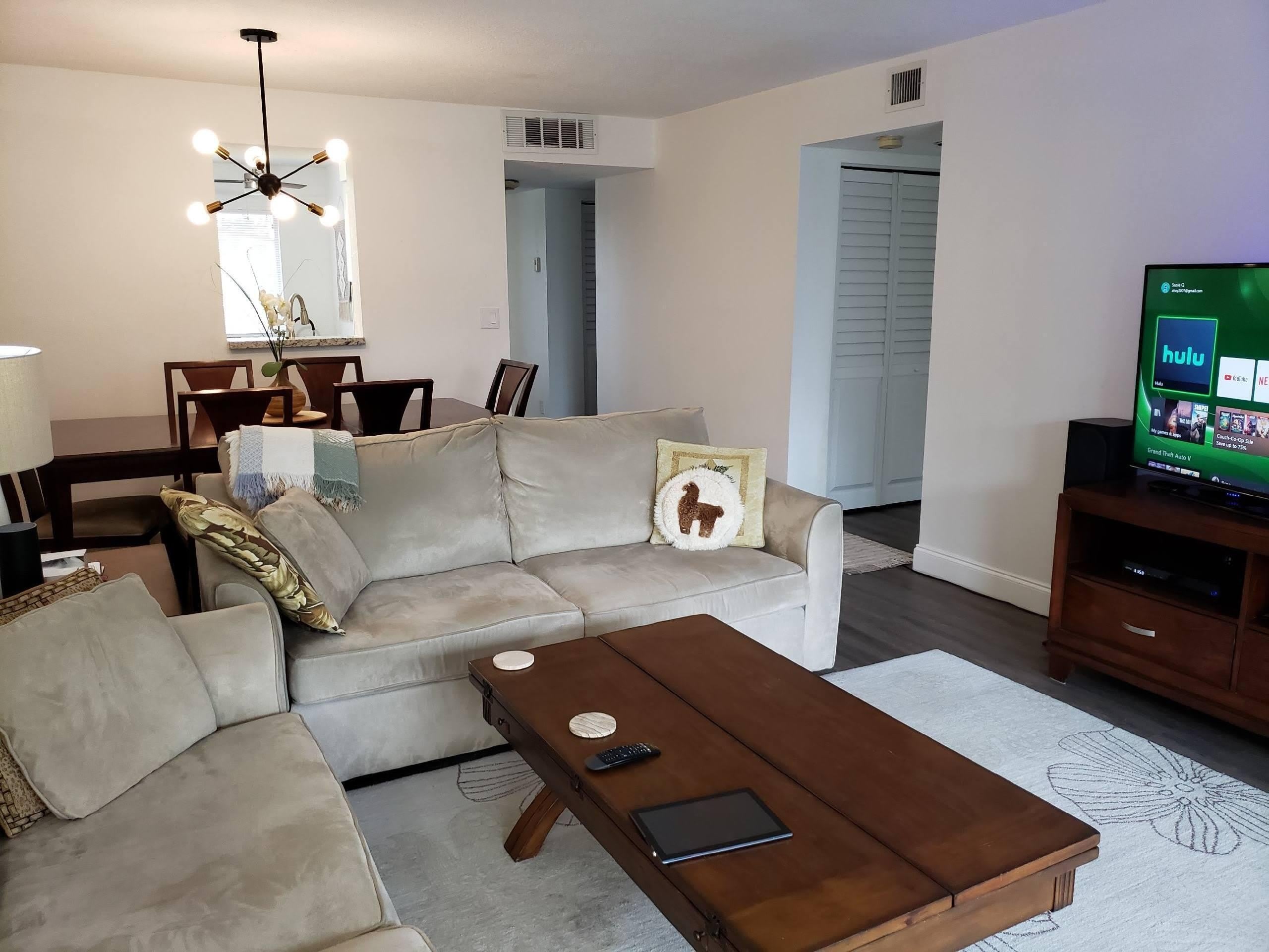 7281 Amberly Lane – photo 4