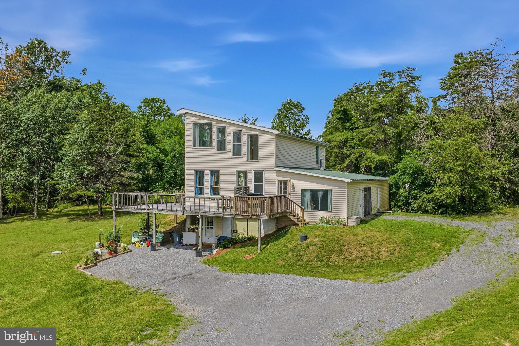 856 SPRIGGS Road – photo 2