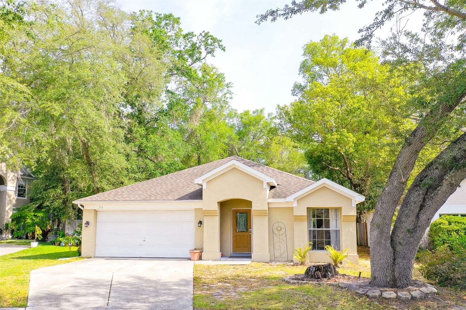 254 OAK PARK Place – photo 1