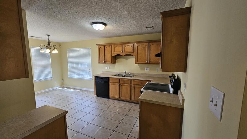 2748 Maggie Woods Pl – photo 2
