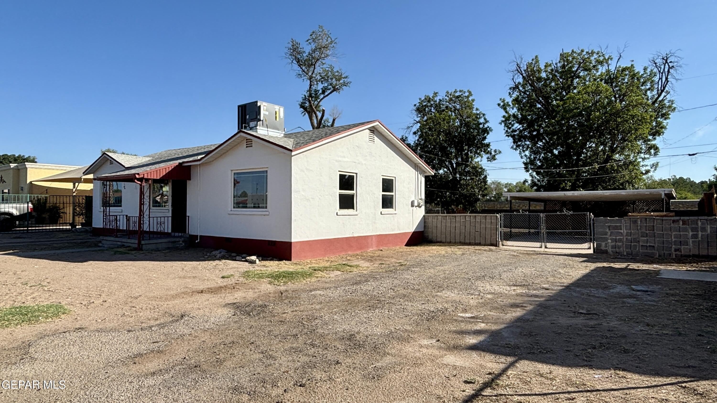 8033 CARPENTER Drive – photo 4