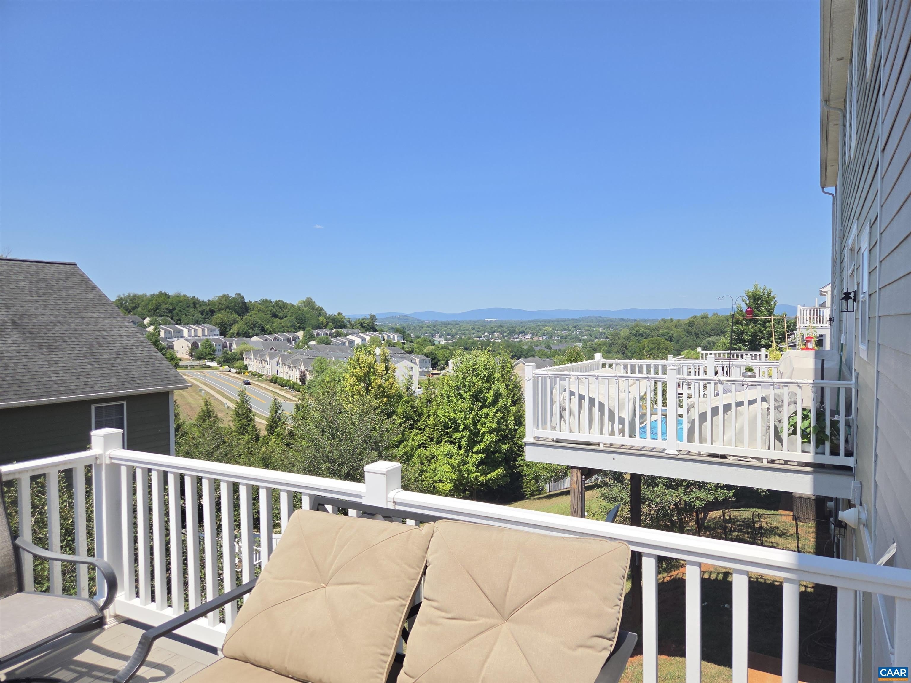 2441 WINTHROP DR – photo 4