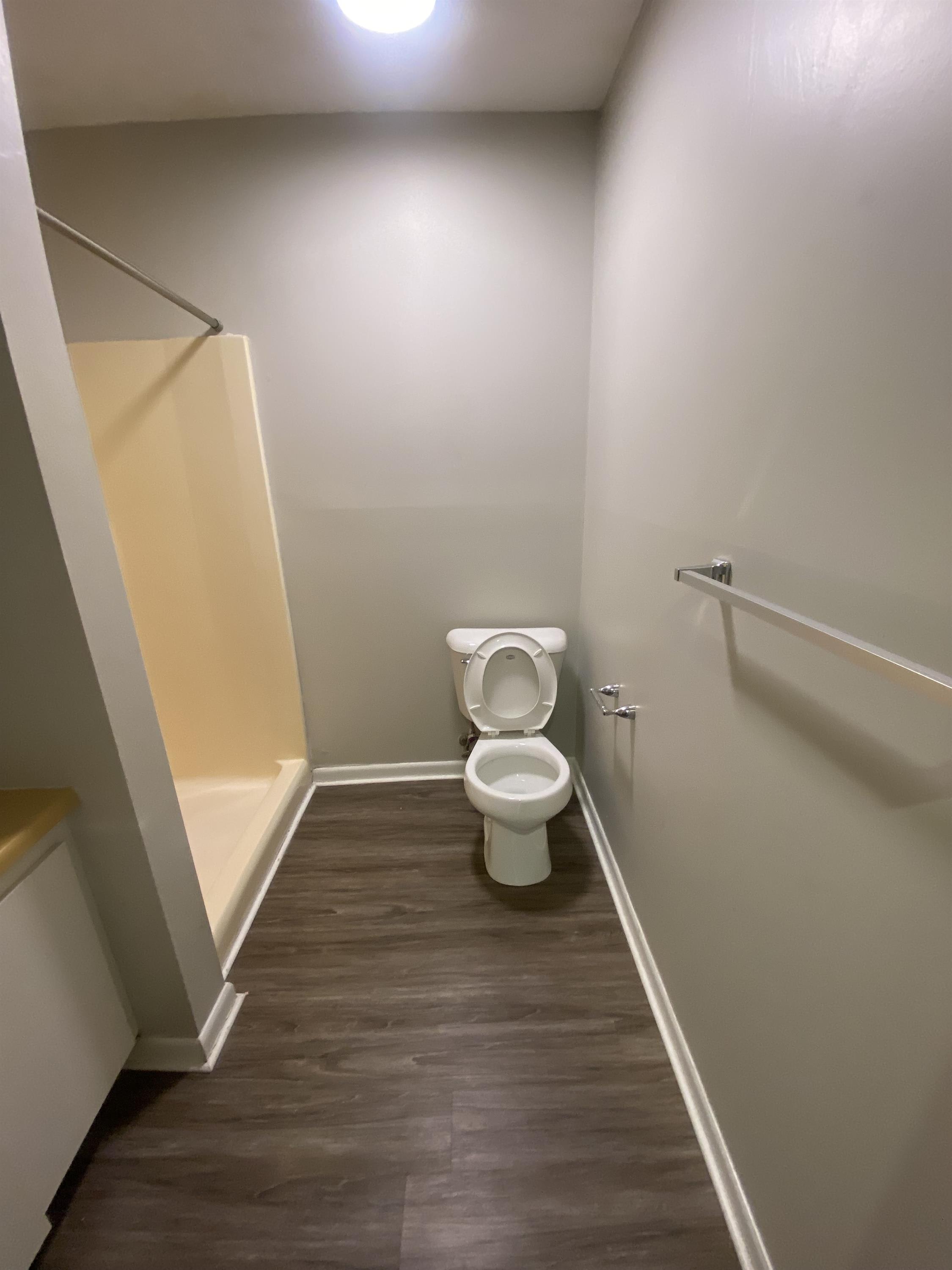 919 Applewood Lane 1 – photo 2