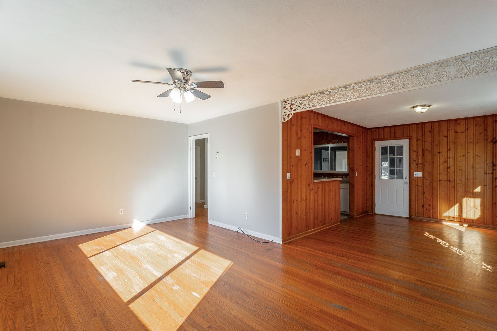2 Bedroom 1.5 Bath Home in East Ridge – photo 5