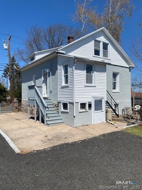 92 Terrace Avenue – photo 1