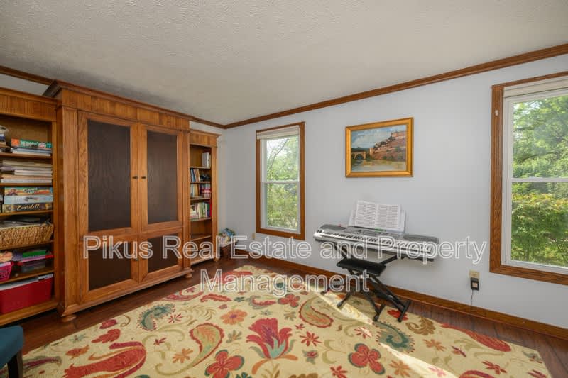 8294 Whiteridge Circle – photo 3