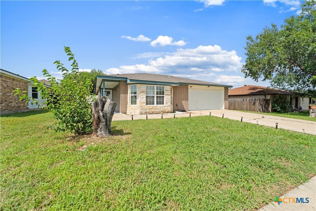 303 Carly Drive – photo 2