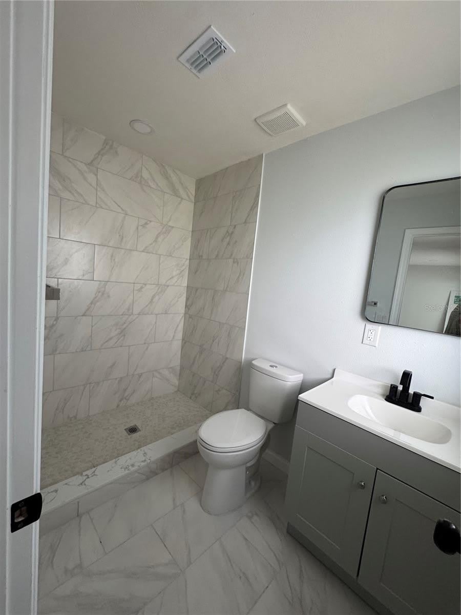 1407 Moselle Avenue – photo 5
