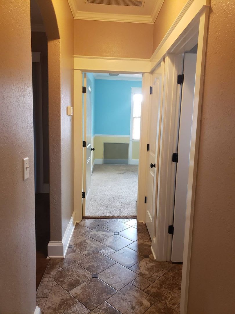 Beautiful All Brick Entertainer's Dream in Hawk's Landing! – photo 4