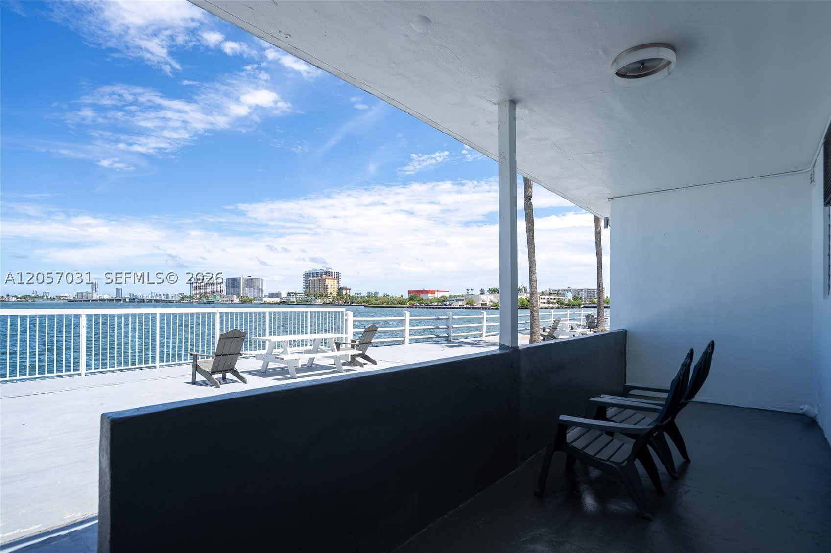 7931 East Dr – photo 3