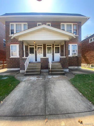 5424 Rhodes Avenue – photo 1