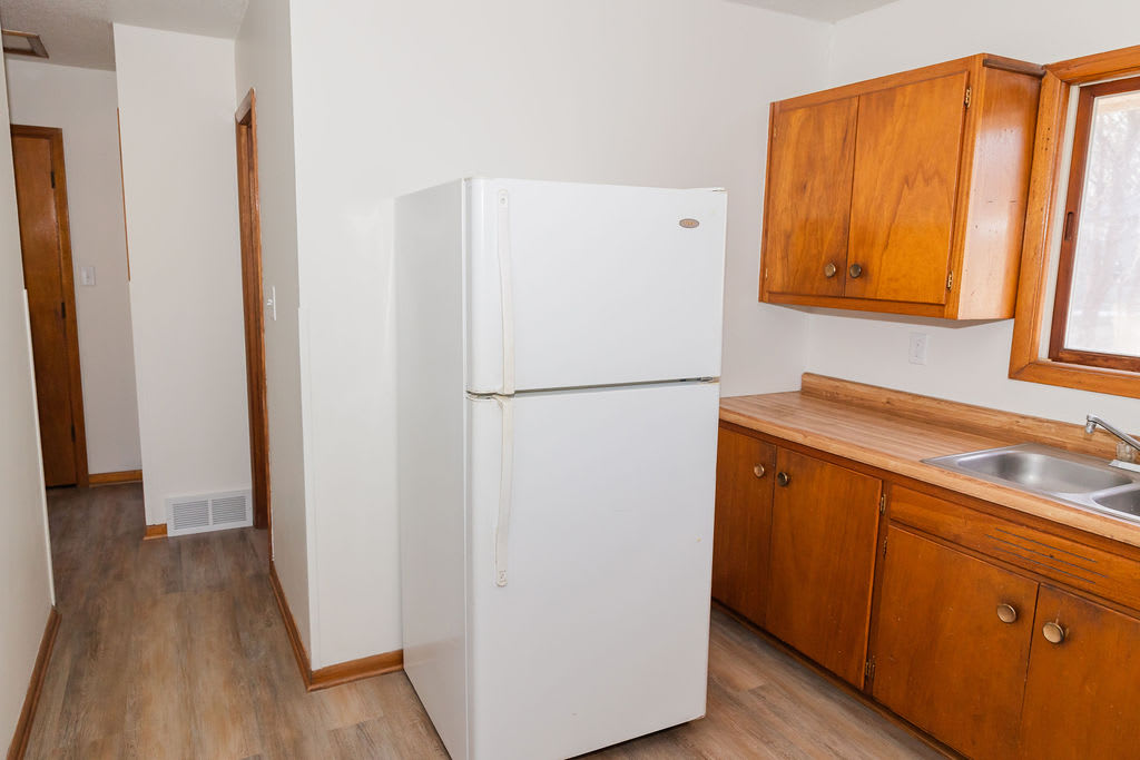 419 E Watrous Ave – photo 5